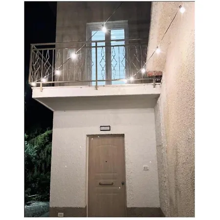 Holiday home Dimora Tra Mare E Montagna